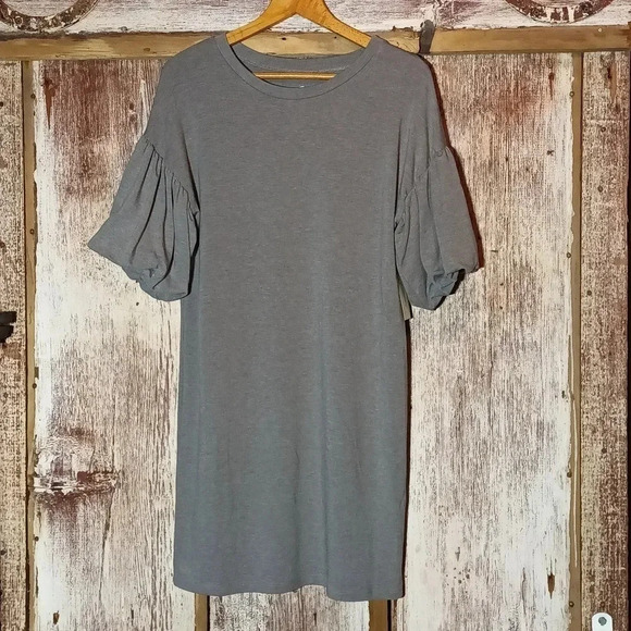 NEW Francesca's Alya shirt dress gray drop shoulder bell sleeves NWT small - Picture 4 of 11